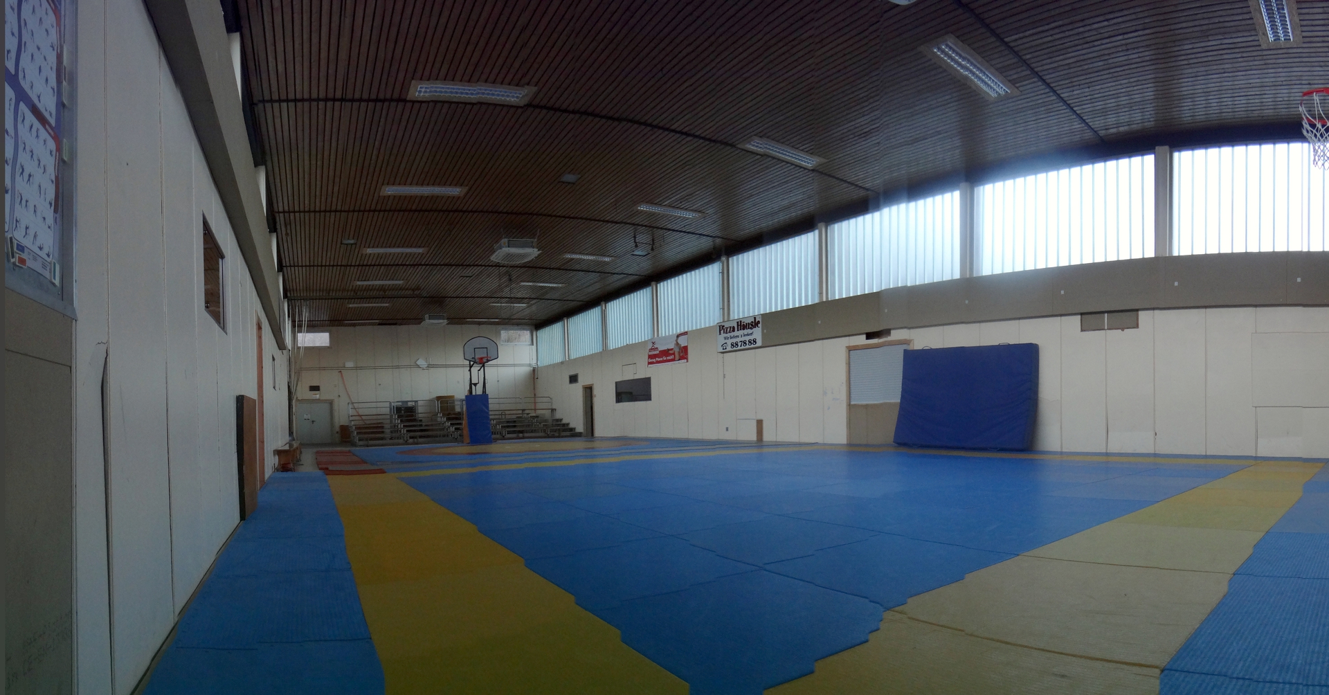 Turnhalle TV Unterduerrbach Volleyball Badminton Ringen 2